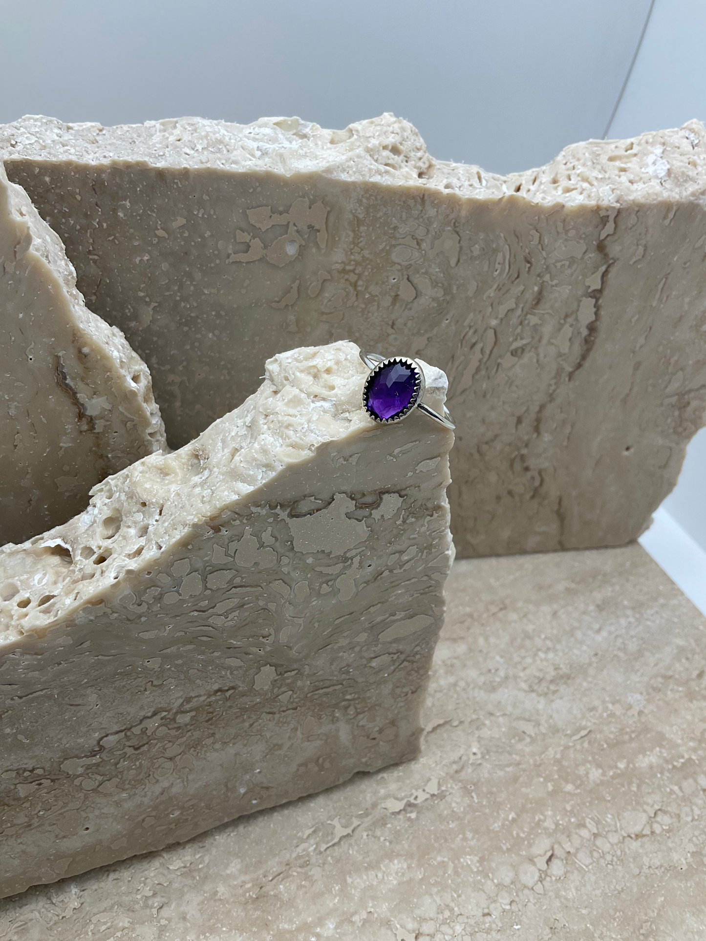 Amethyst - size 6.5