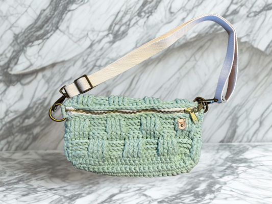 Adjustable Strap Zipper Bags